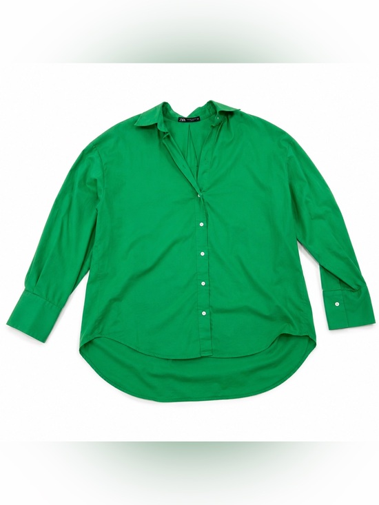 Zara Tops - GREEN LONG SLEEVE BUTTON DOWN SHIRT